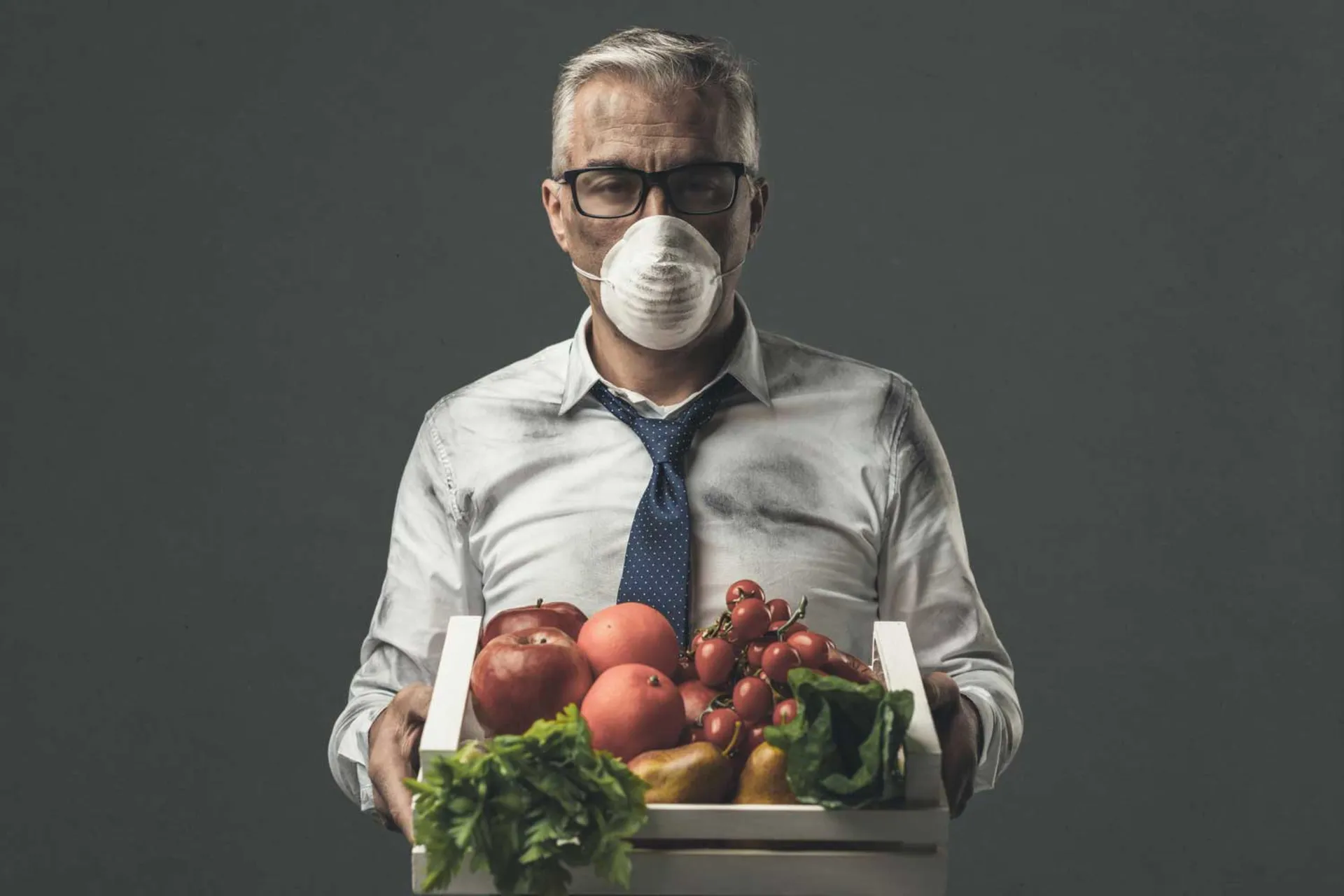 انتخاب دورچین سالم  توسط اداره تغذیه در رستوران های آزاد (یاس یک و دو) برای روزهای آلوده